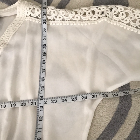 Festive Boho Lace Blouse - Picture 6 of 7